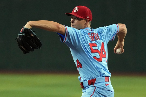 Cardinals Have the Edge Over Padres in Series Opener Prediction