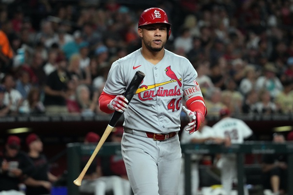 Marlins and Cardinals Battle for Playoff Spot: Miami Favored in Opening Game