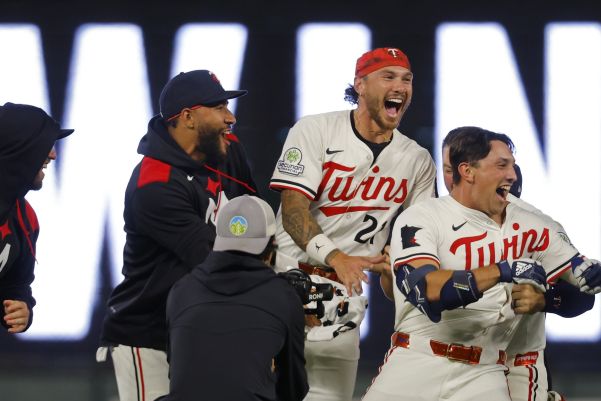 Red Sox look to extend winning streak against struggling Twins in series finale