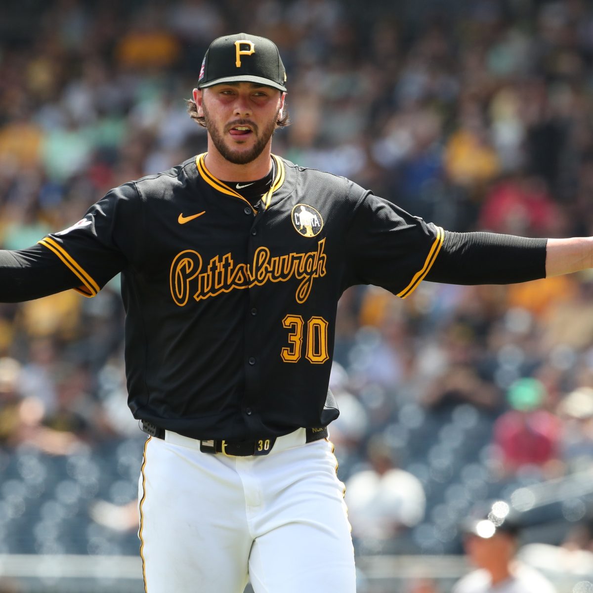 Pittsburgh Pirates Poised for Victory Against Struggling Colorado Rockies