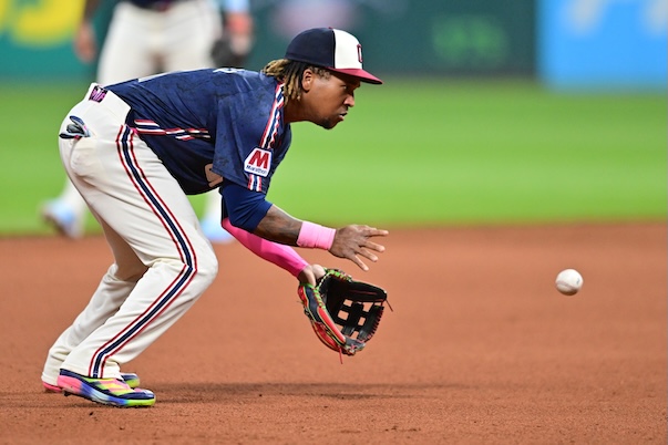 Twins vs. Guardians: Who Will Prevail in Division Showdown? Expert Analysis and Prediction for Sunday's Game