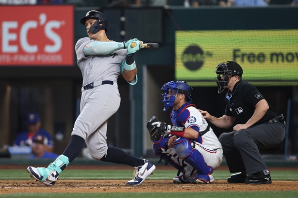 Astros aim to redeem themselves against struggling Yankees in crucial middle game of series