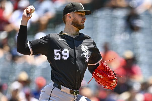 Chicago White Sox Favored to Win Series with Top Pitcher Sean Burke Leading the Charge