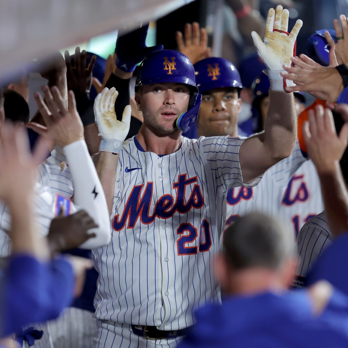New York Mets Gain Momentum Against Atlanta Braves, Look to Secure Victory in Division Showdown