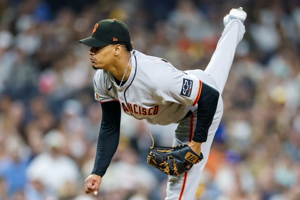 Giants Face Tough Challenge Against Padres in Game Three of Series