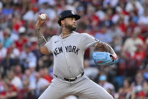 Red Sox and Yankees Set to Renew Rivalry in AL East Showdown at Yankee Stadium