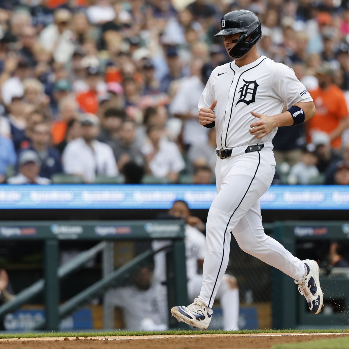 Tigers Look to Sweep Royals in AL Central Showdown